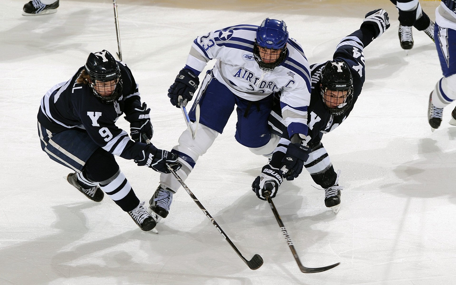 体坛转会，冬窗暗潮涌动
